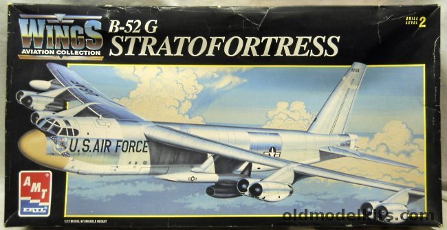 AMT 1/72 Boeing B-52G Stratofortress With Hound Dog Missiles, 8633 plastic model kit